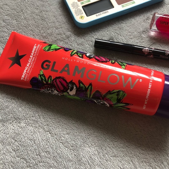 Makeup bundle 💄 - Picture 6 of 8